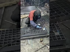 5 ملم الحرارة الغطس المعالج من الفولاذ الشبكية الحامدة الصرف الصحي من الفولاذ الشبكية