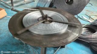 سلك شائك عالي الأمان 450 مم ملف لف مسطح